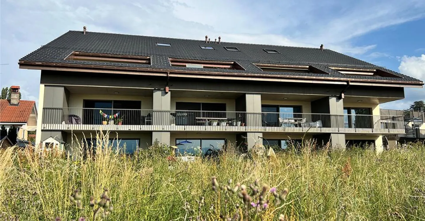 Duplex moderne en emplacement privilégié - Photo 1 sur 12