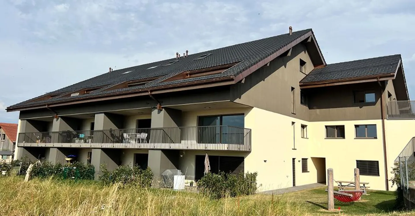 Duplex moderne en emplacement privilégié - Photo 2 sur 12