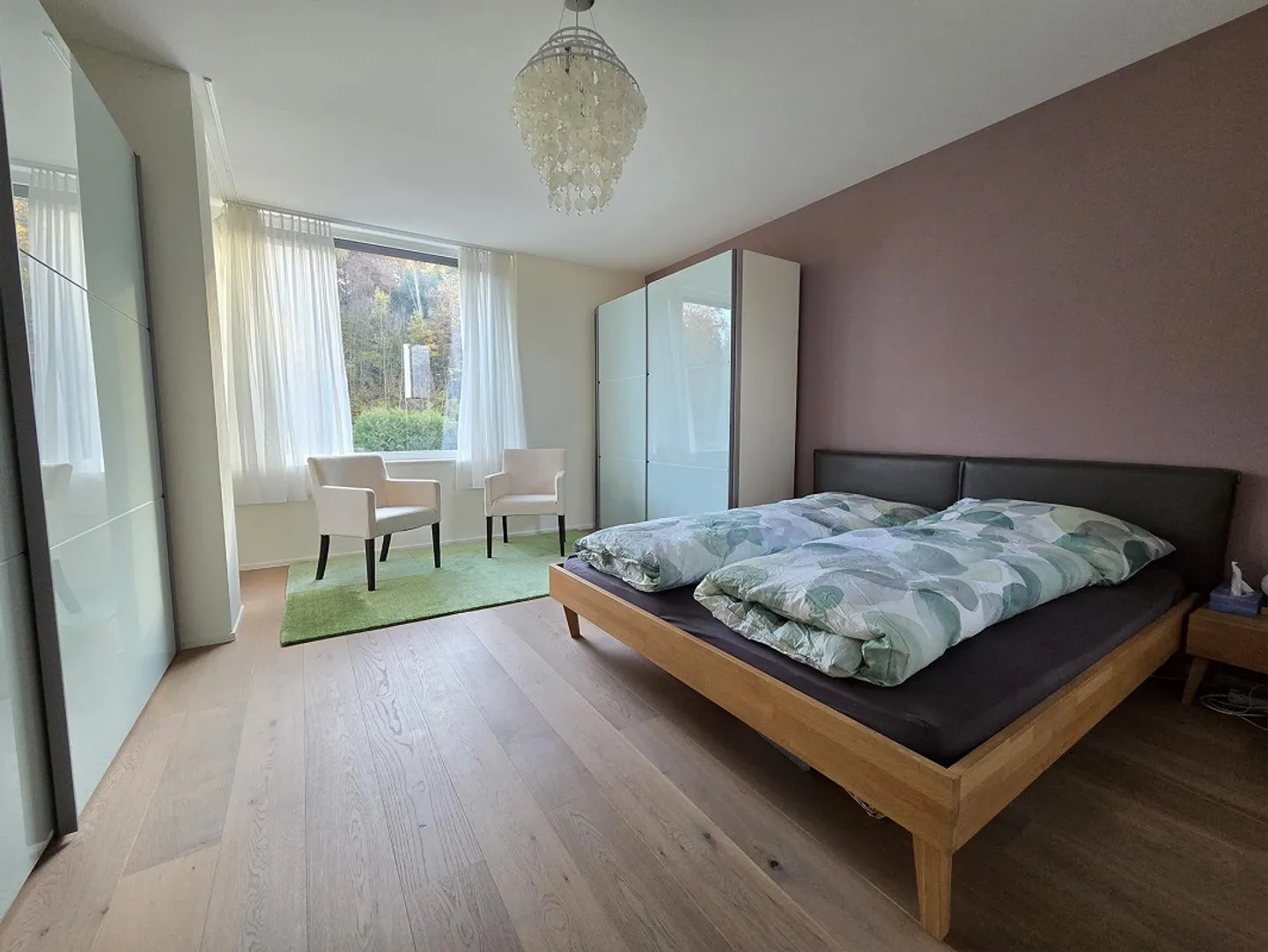 Stilvolles Familienhaus am Waldrand - Foto 11 von 25