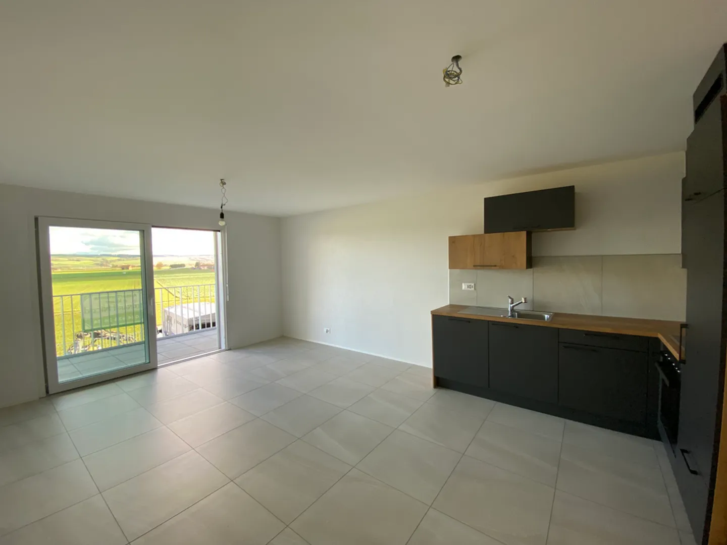 2.5 Zimmer Wohnung - Foto 1 von 9