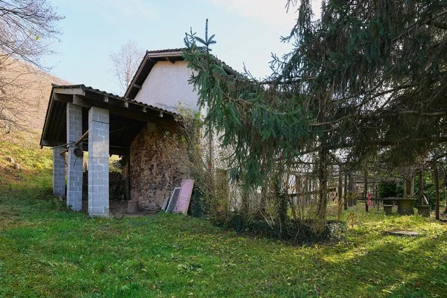 Grotto with 6 rooms and large plot / grotto with 6 rooms and ... - Photo 28 of 33