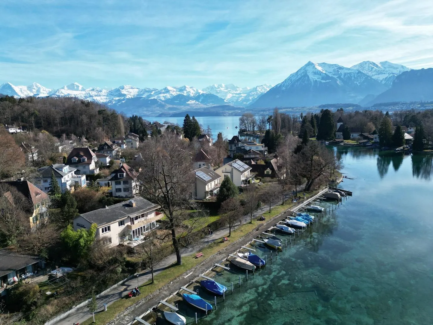 Posizione esclusiva all'Aarequai di Thun - Nuovo appartamento mansardato - Foto 1 di 13