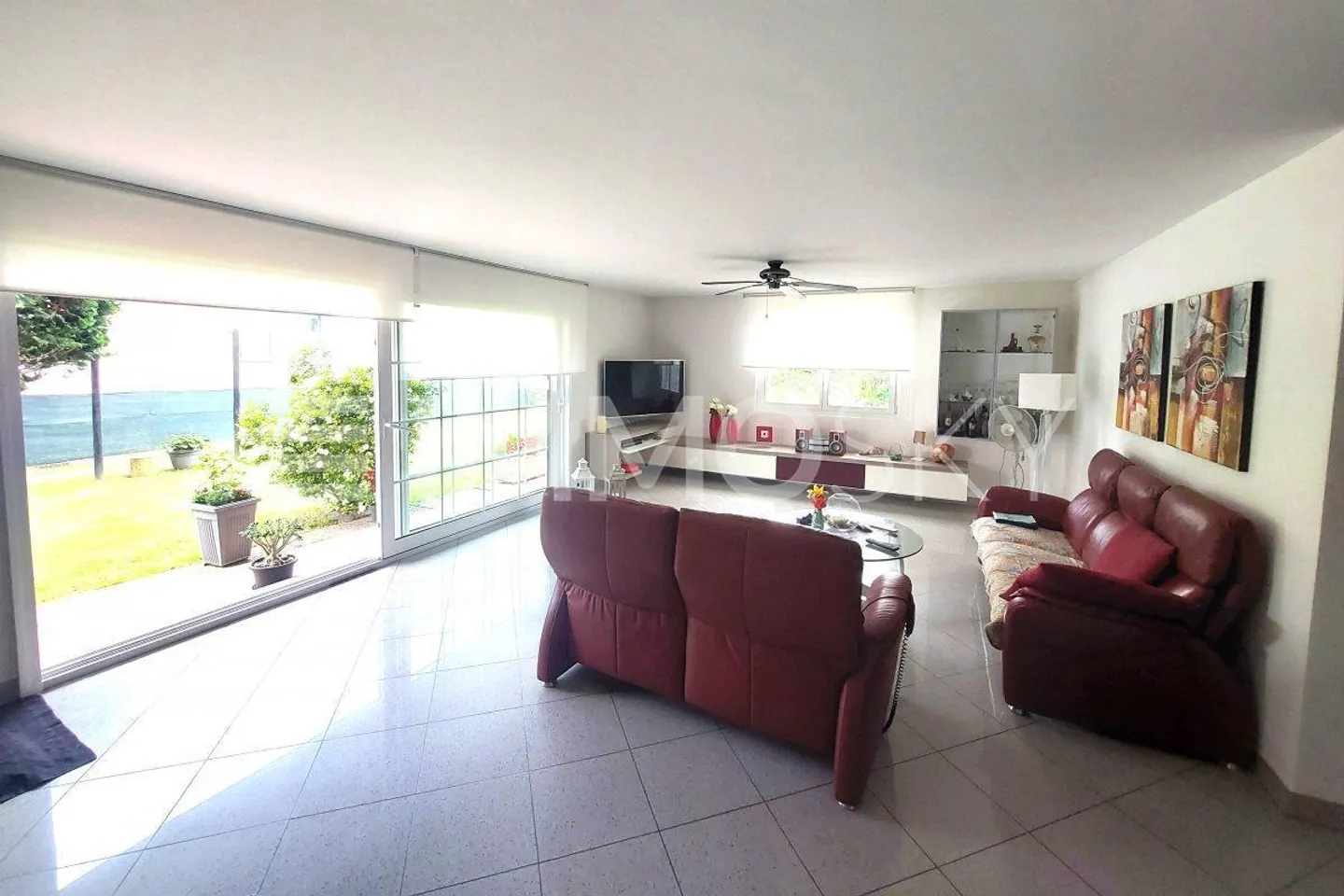 Space and tranquility for the whole family - Photo 2 of 5