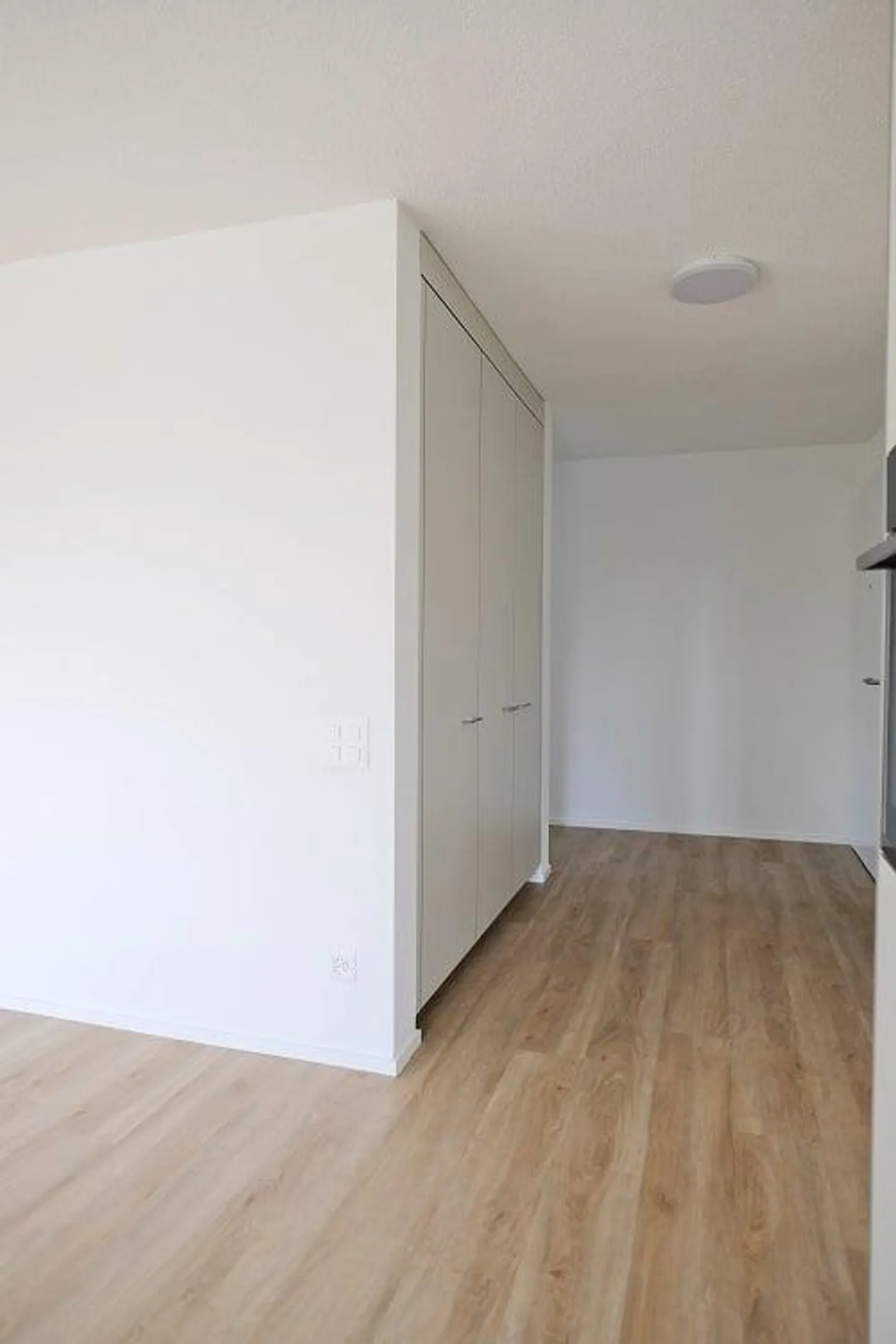 Modern Family Apartment - Photo 3 of 13