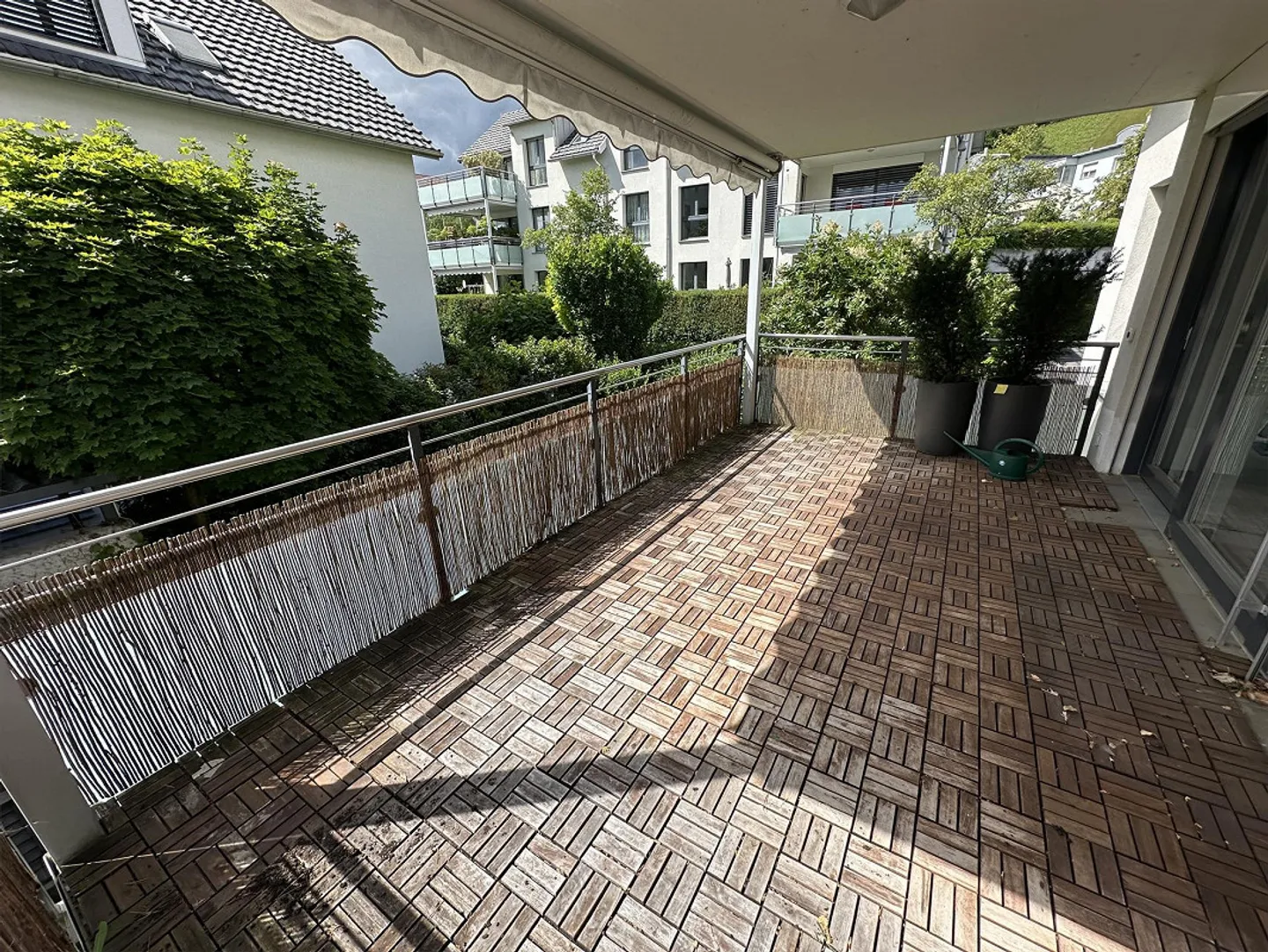 Quietly located 4.5 room apartment with balcony, hobby room - Photo 2 of 12