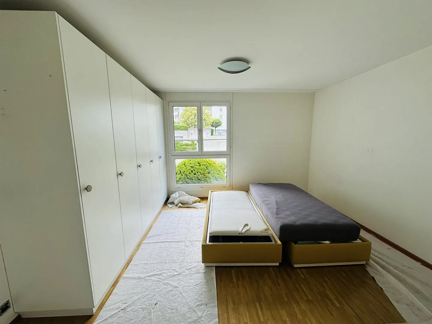 Quietly located 4.5 room apartment with balcony, hobby room - Photo 8 of 12