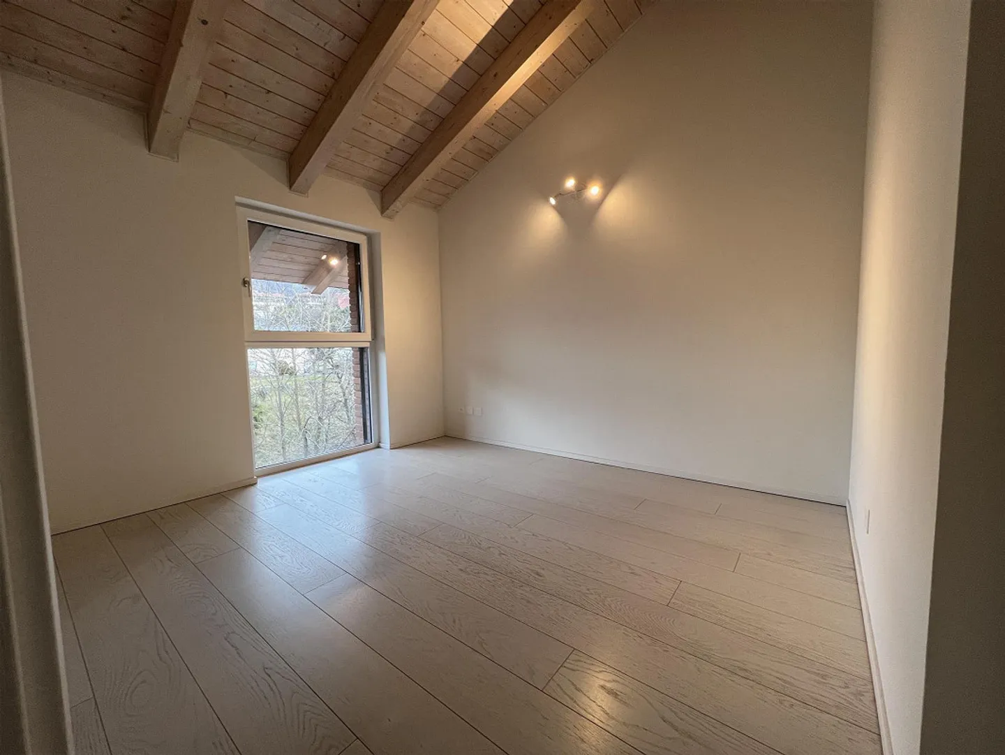 Modern penthouse with a view roof for sale in Cadro - Photo 3 of 15