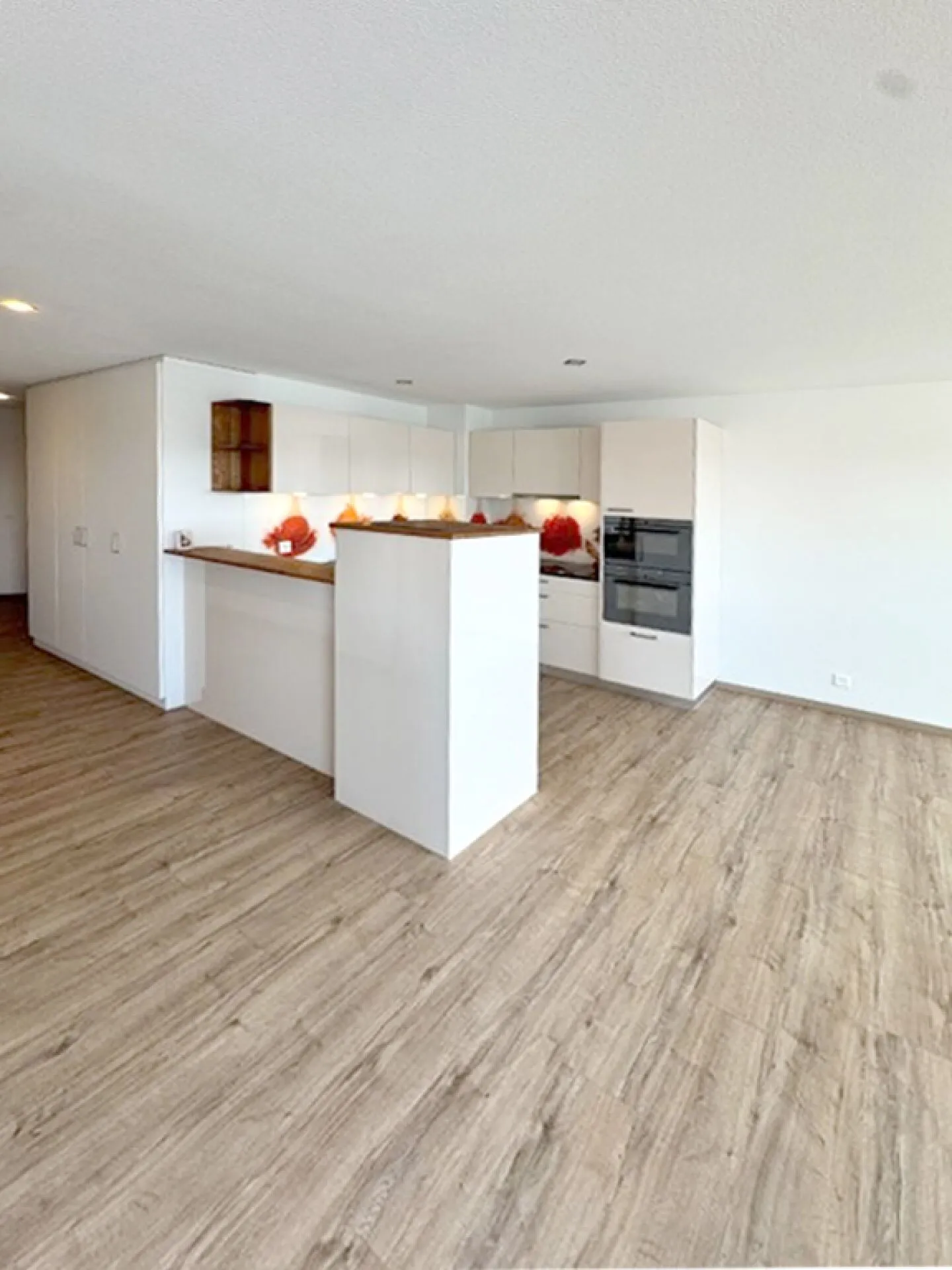 Geräumige Wohnung in Knutwil - Foto 2 von 11