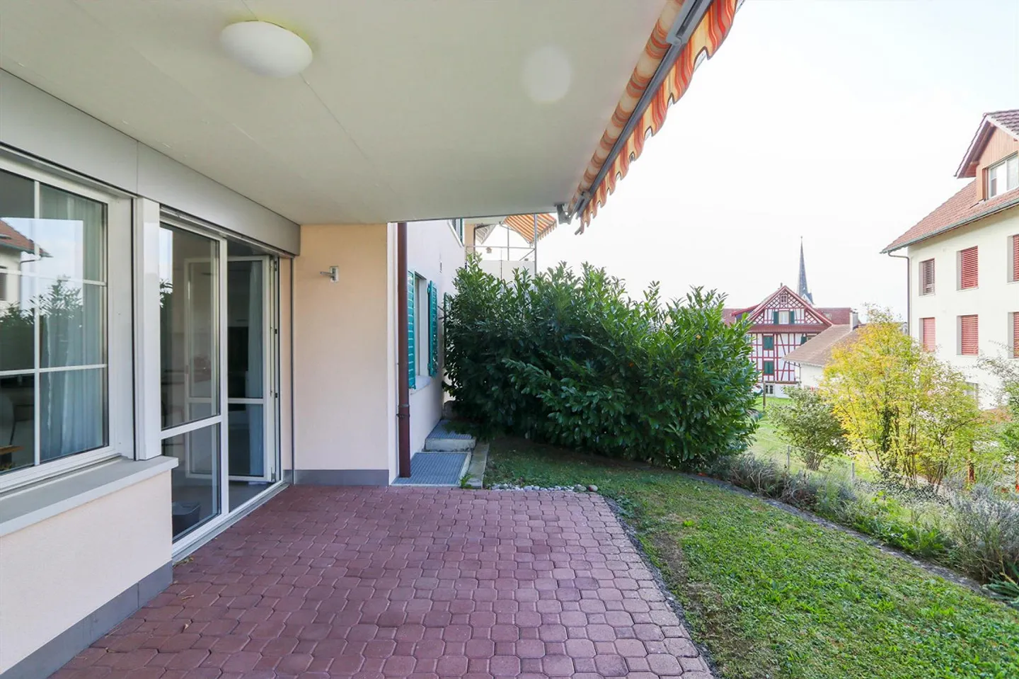 Komfortable Wohnung mit Garten - Foto 7 von 8