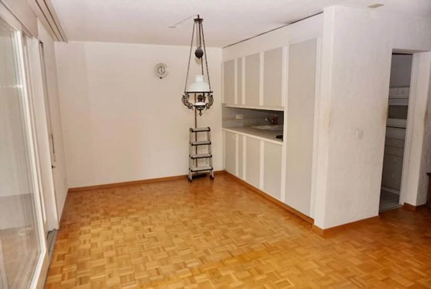 Bell'appartamento di 3,5 stanze al 1° piano con area giardino e garage - Foto 10 di 18