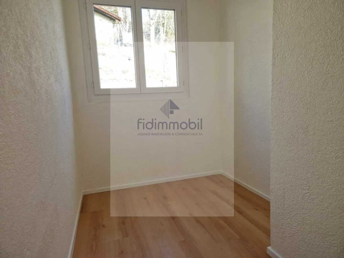 Appartement Charmant avec Jardin - Photo 4 sur 13