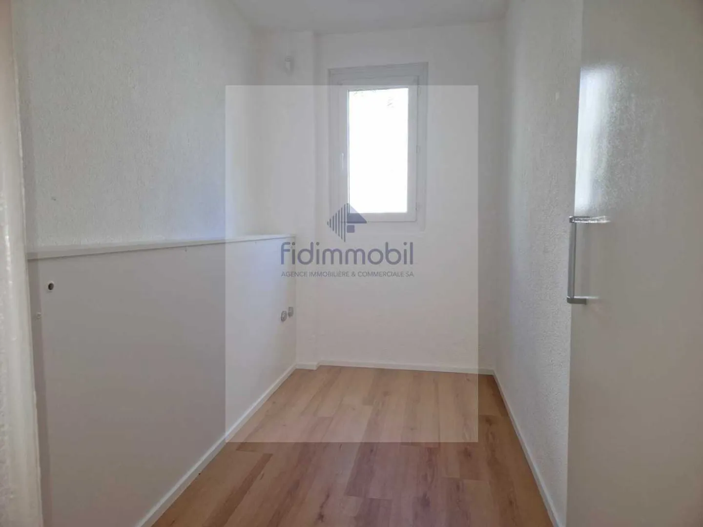 Appartement Charmant avec Jardin - Photo 6 sur 13