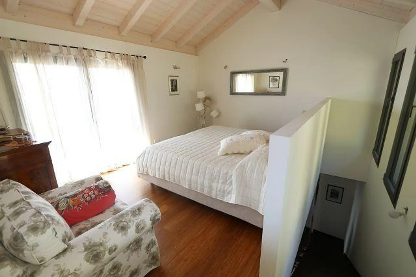 5 1/2-Villa in a very quiet, sunny location with a view - Photo 12 of 35