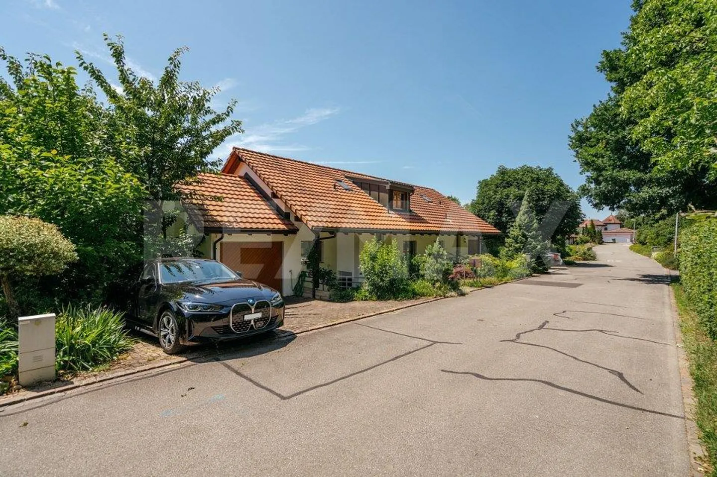 Privileged Living with Garden Paradise in Sunny and Scenic Location - Photo 6 of 13