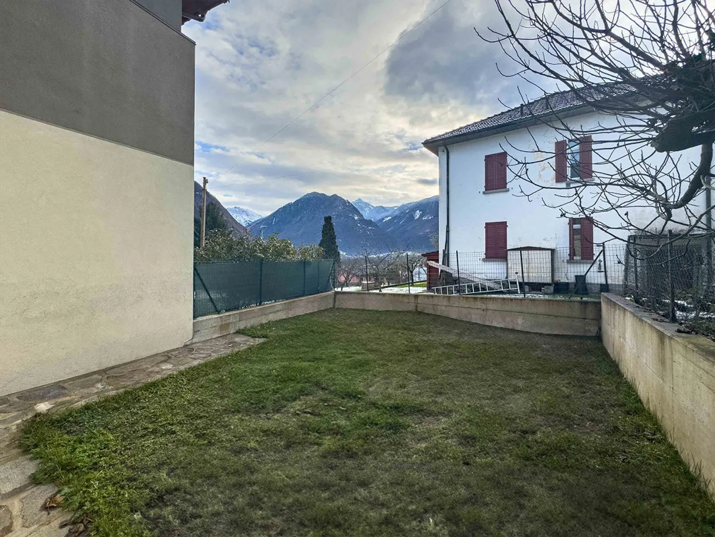 Casa completamente ristrutturata nel cuore di Gnosca - Foto 12 di 14