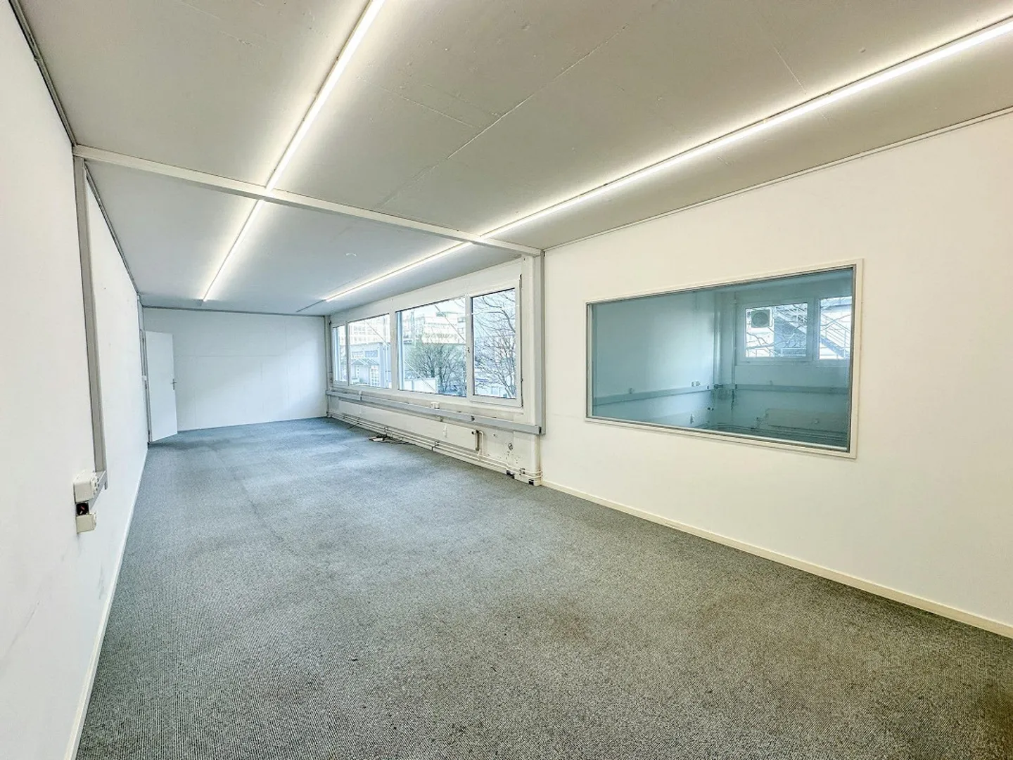 Progetta il tuo futuro: Spazi commerciali e uffici di alta qualità ad Allschwil - Foto 11 di 13