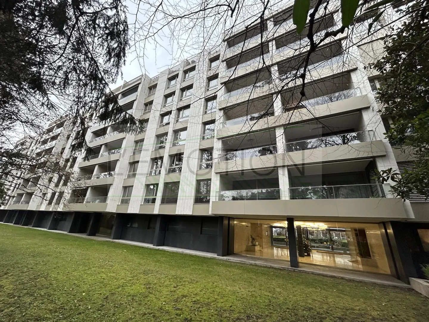 Apartment for sale - Photo 1 of 8