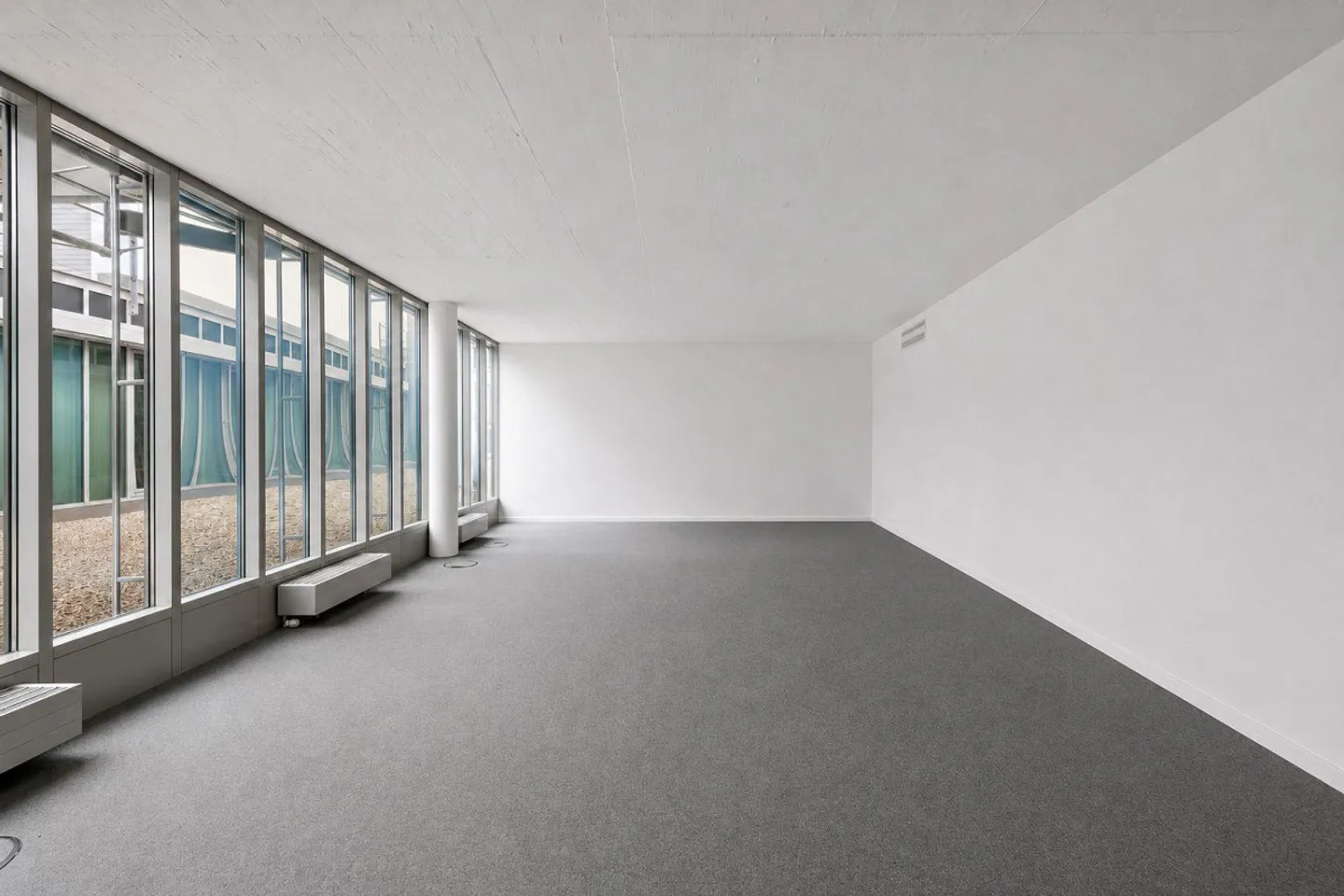 Move in and get started! Modern 38 m2 in the center of Brugg! - Photo 2 of 6