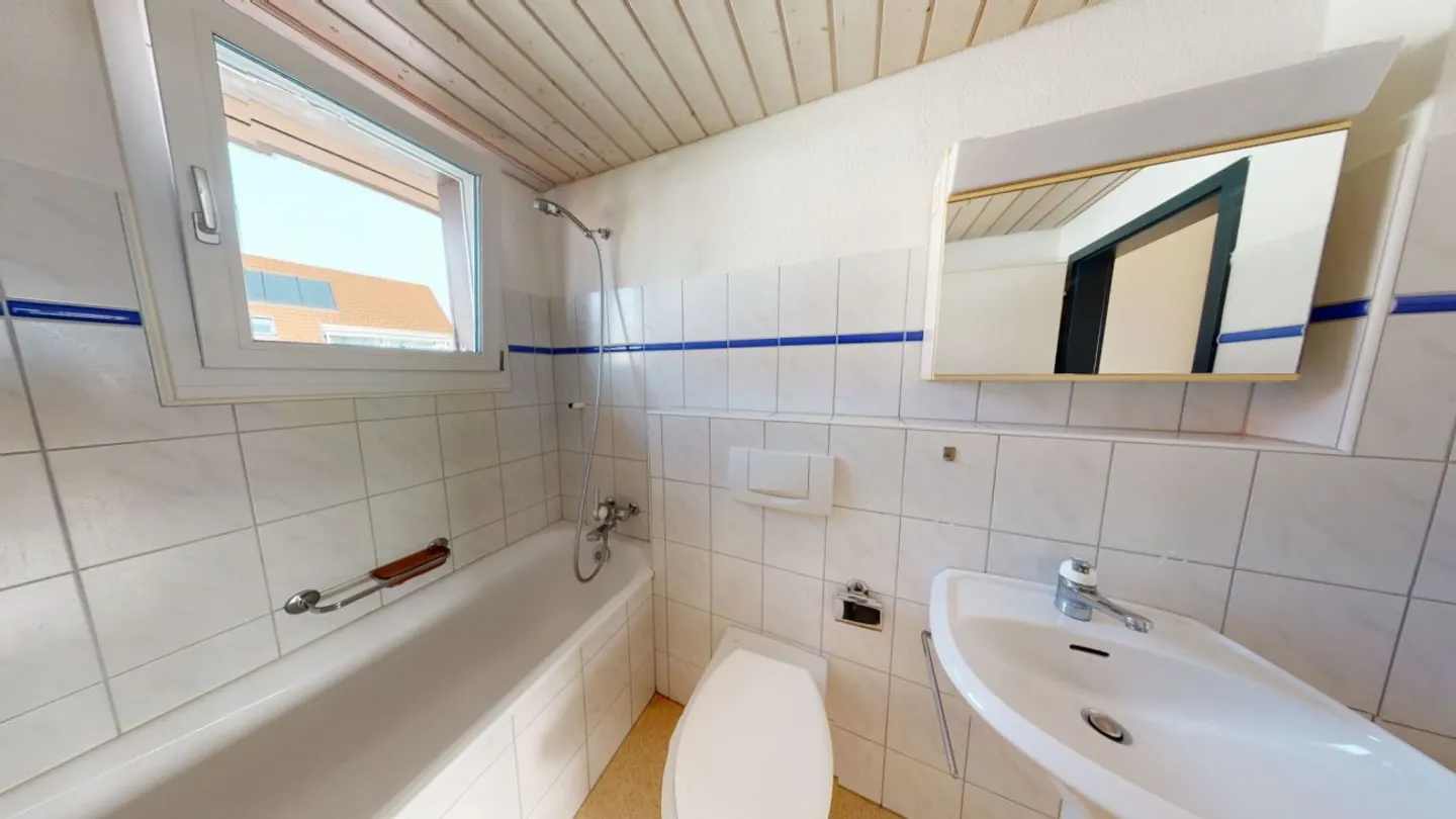 Charmante Dachwohnung in Felben - Foto 7 von 10