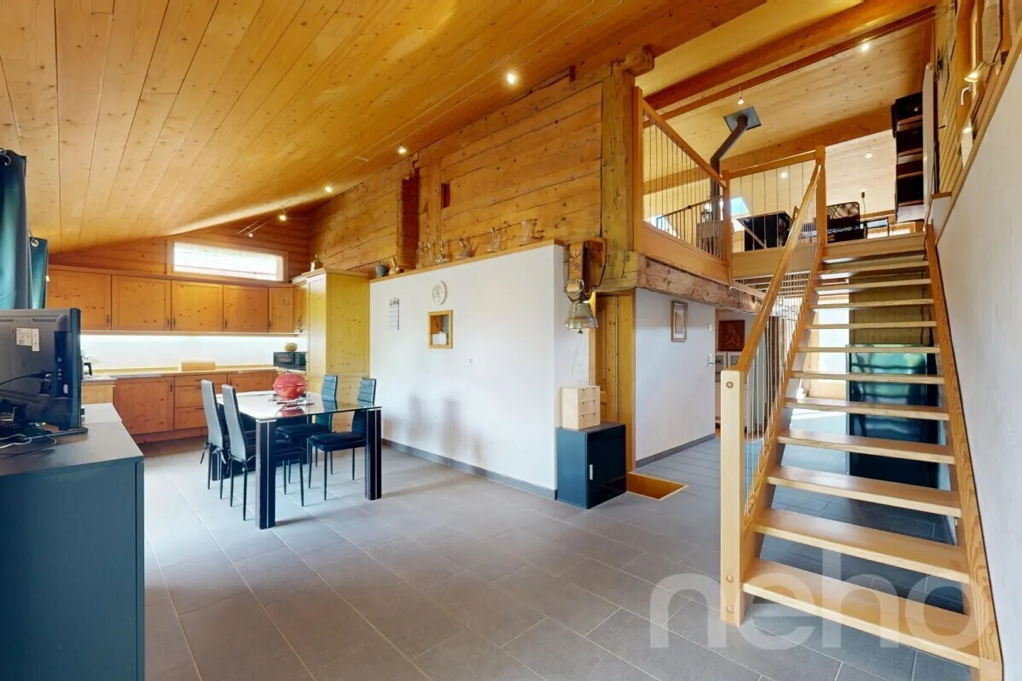Exclusif : Magnifique Chalet avec 2 Chambres dans un Hameau - Photo 2 sur 12