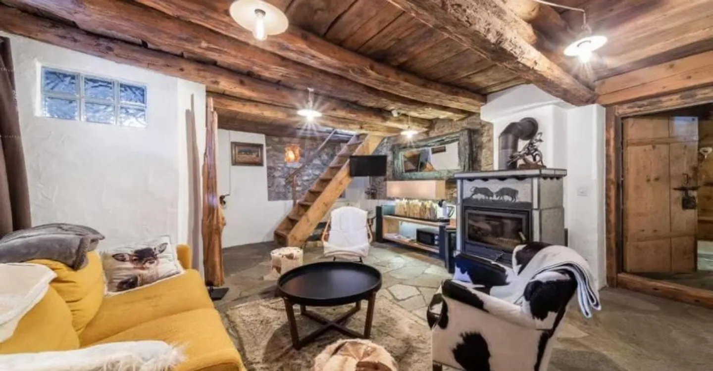 Charming Renovated Barn in Icogne - Photo 6 of 11