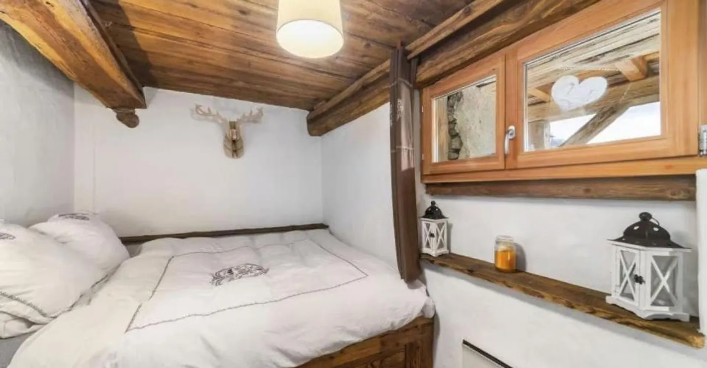 Charming Renovated Barn in Icogne - Photo 8 of 11