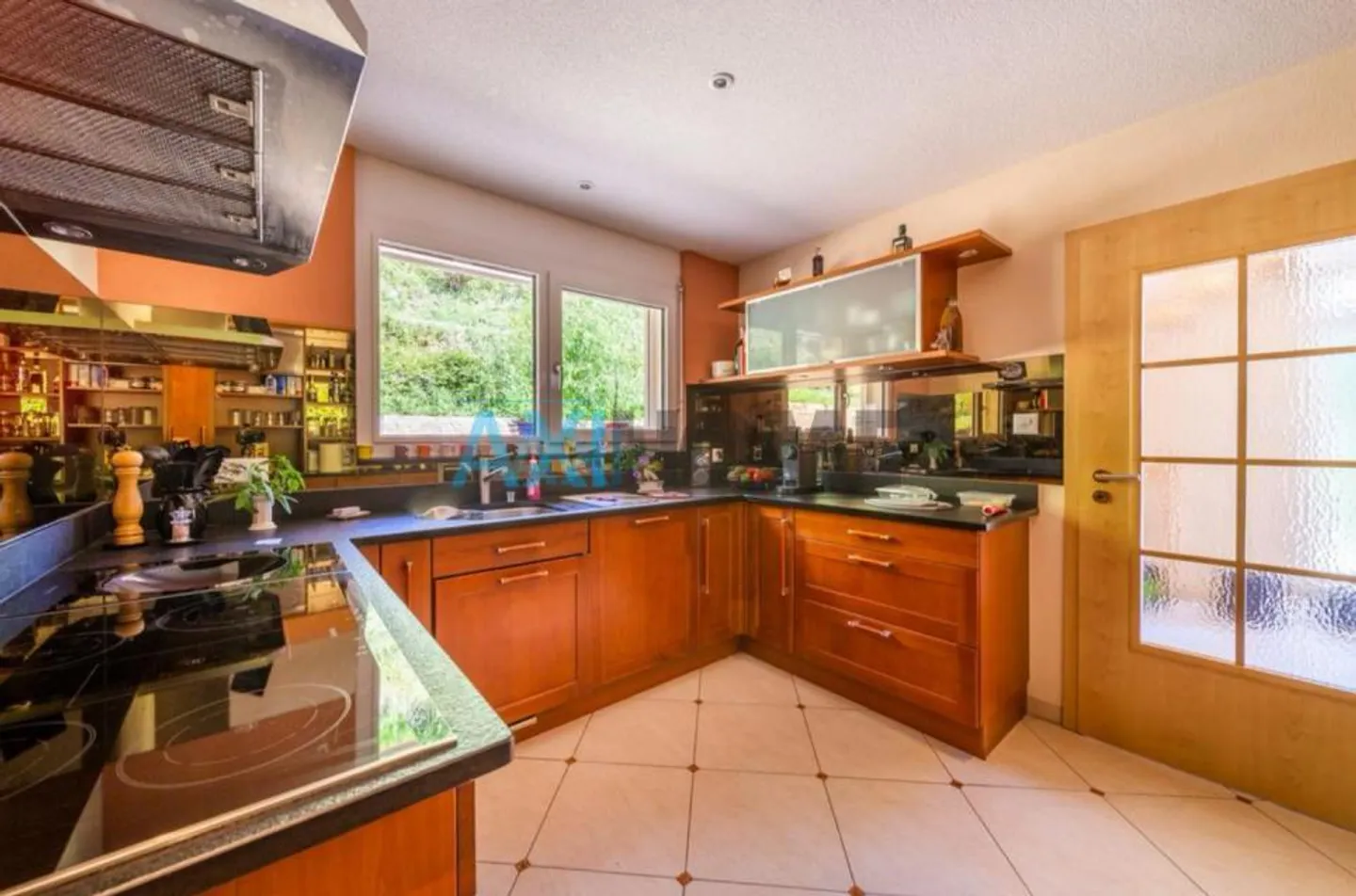 Vista mozzafiato sul lago per questa villa indipendente di 5,5 stanze - Foto 6 di 9