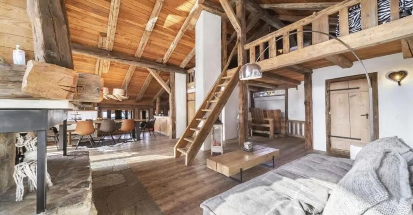 Charming Renovated Barn in Icogne - Photo 9 of 11