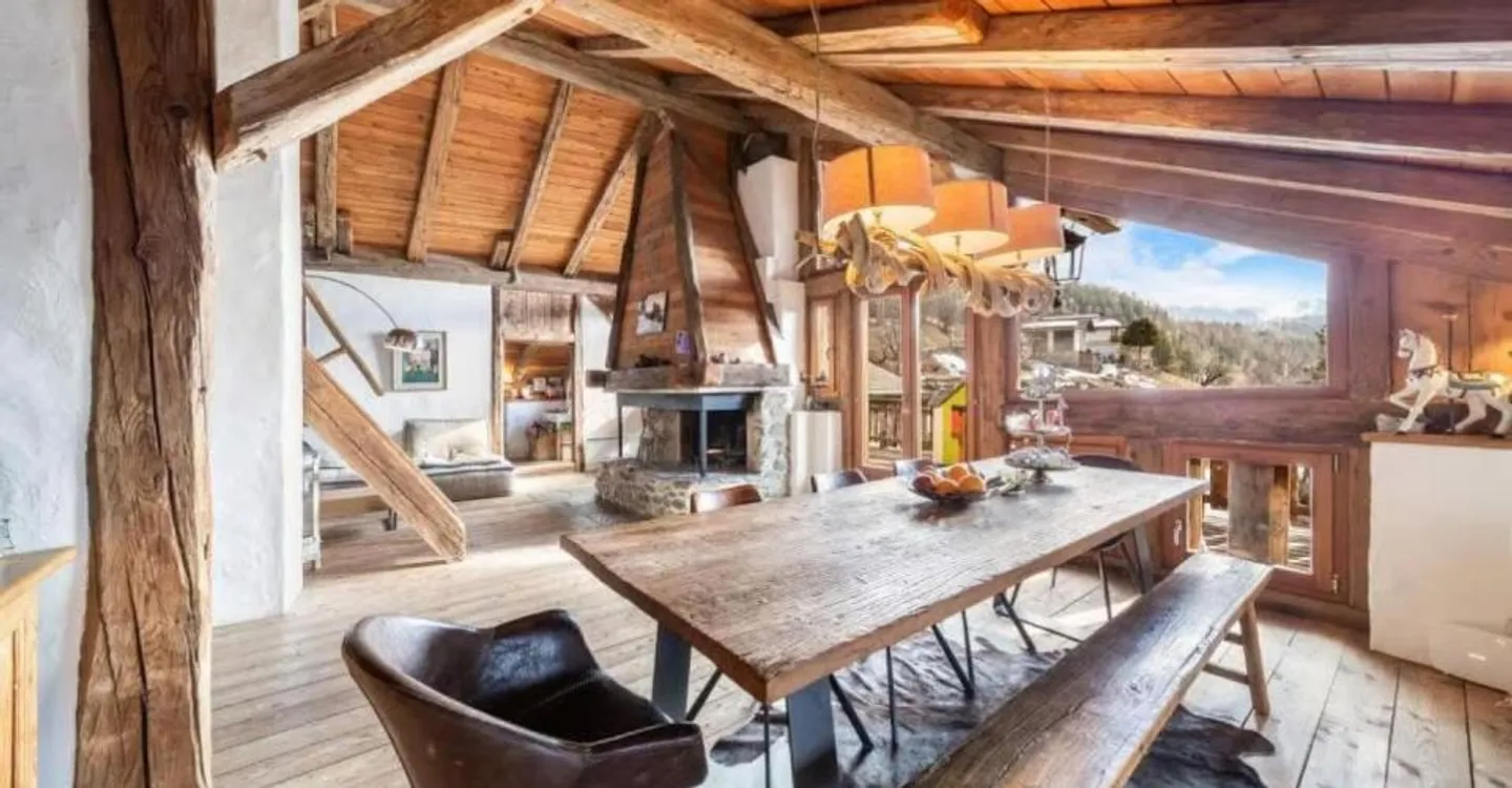 Charming Renovated Barn in Icogne - Photo 5 of 11