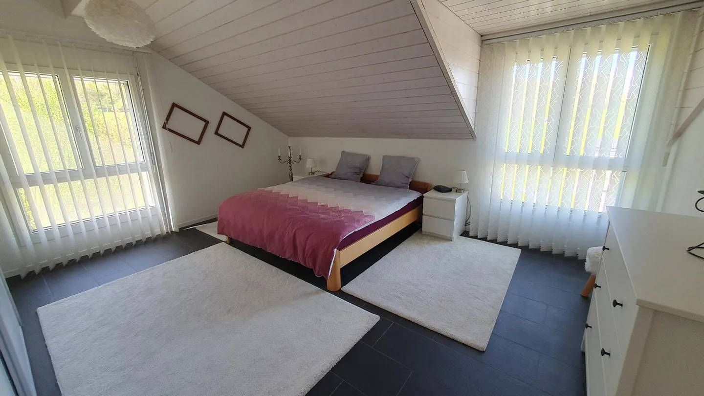 Appartamento duplex moderno di 4,5 stanze - Foto 3 di 13