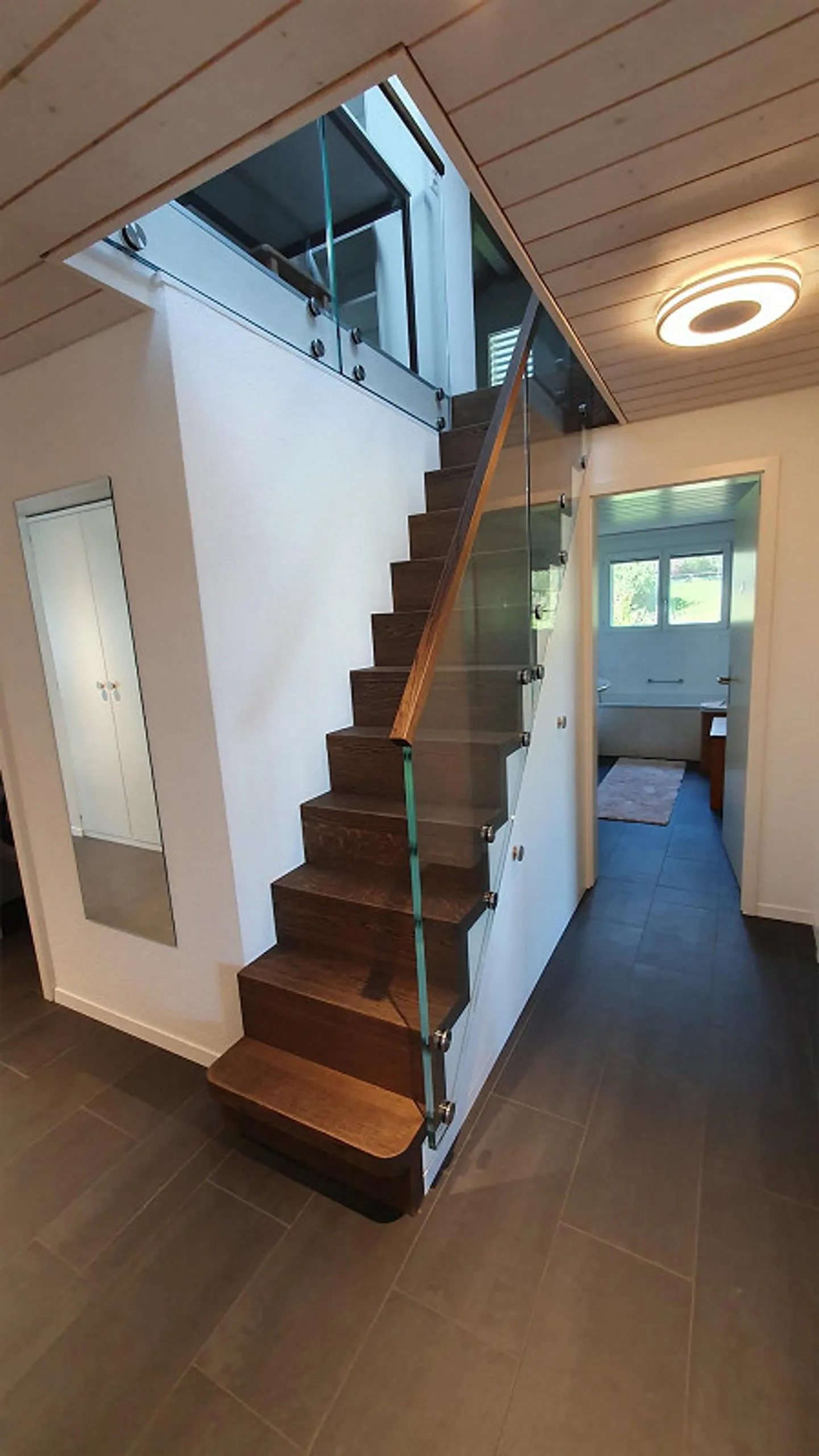 Appartamento duplex moderno di 4,5 stanze - Foto 10 di 13
