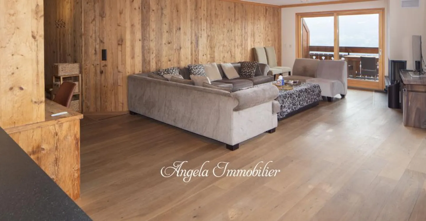 Les Asters Annual Rent center CHF 4'200. per month (Ref. 2225) - Foto 1 di 11