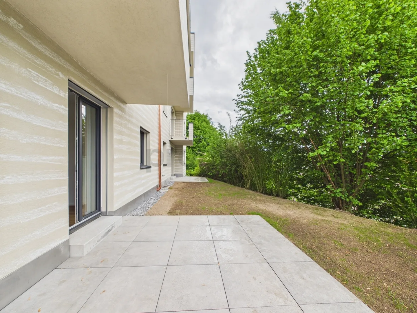 Geräumige Wohnung mit Garten - Foto 7 von 8