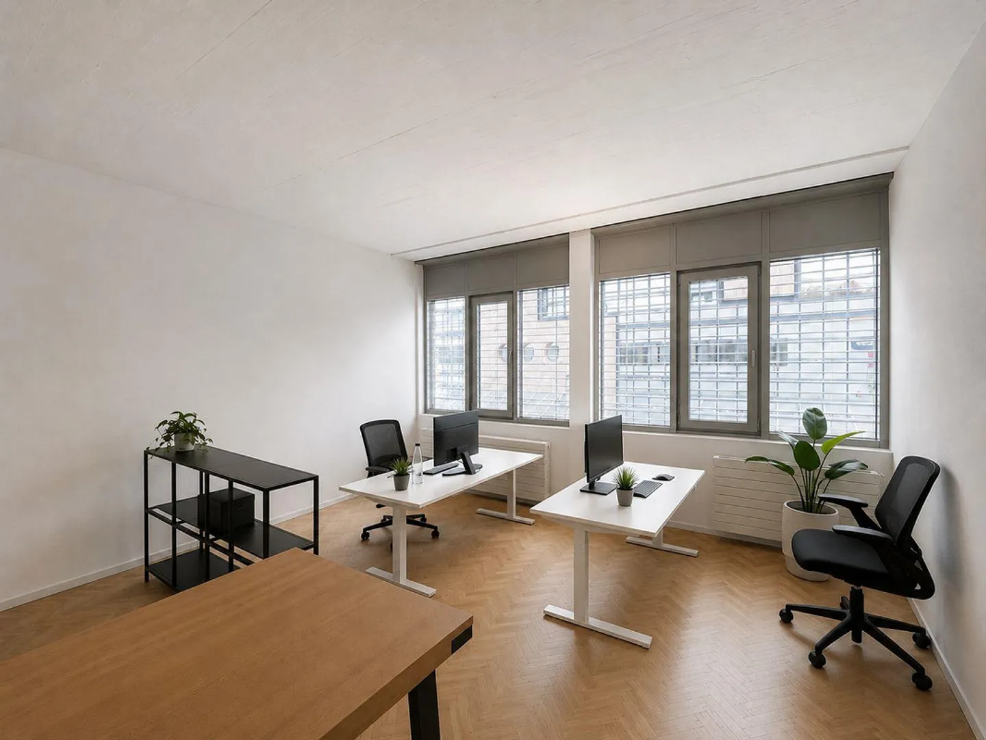 Your new office? 24 m2 in the middle of Brugg! - Photo 1 of 7