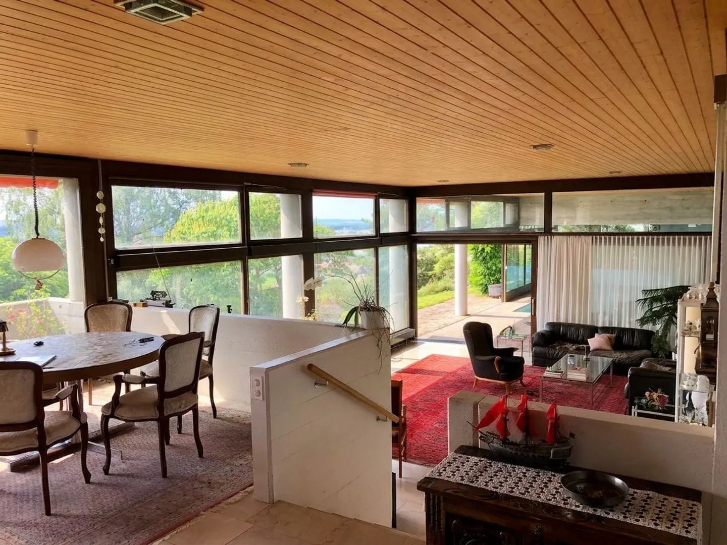 Villa spacieuse avec piscine intérieure - Photo 4 sur 8