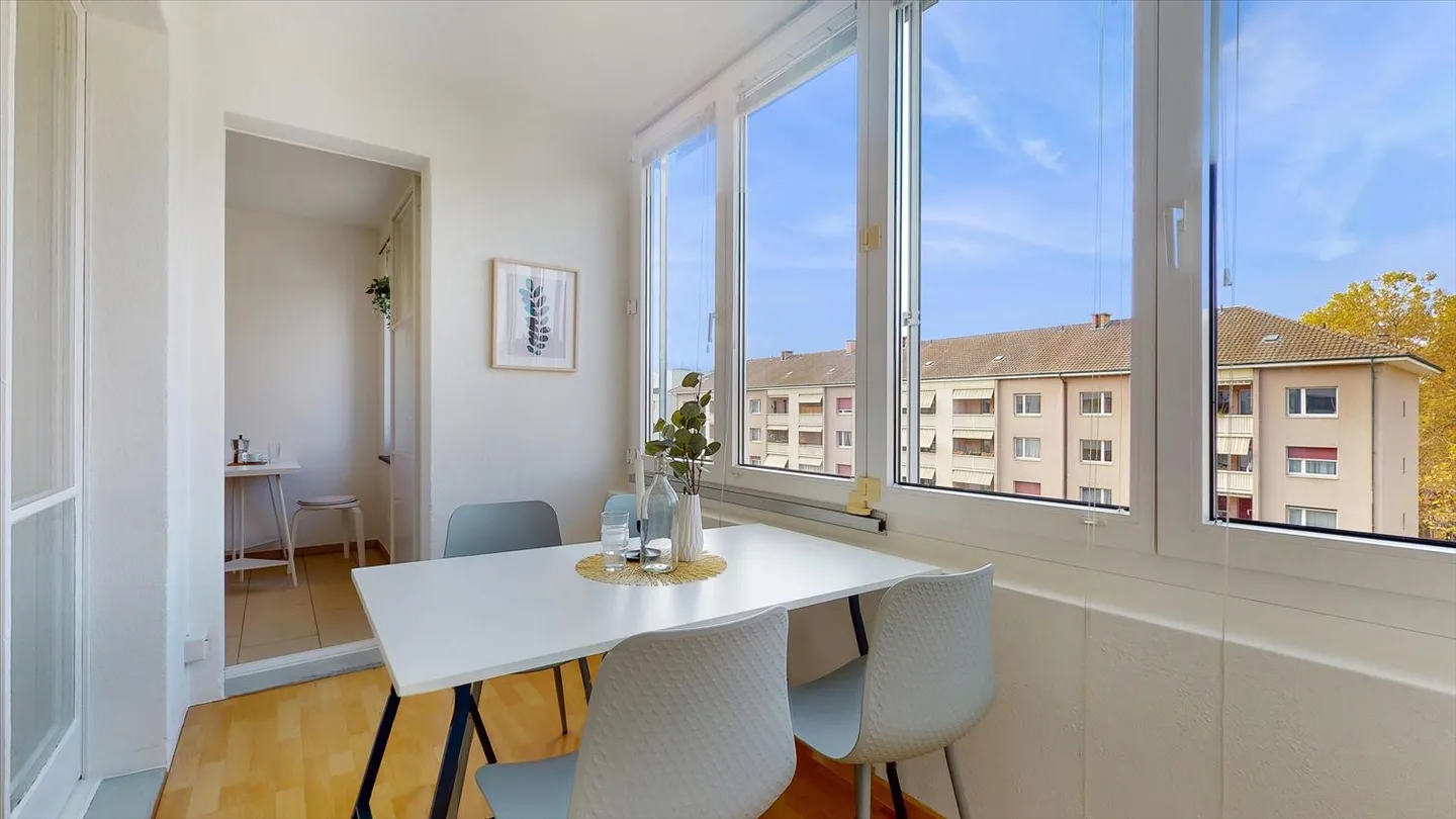 Apartment for rent - Photo 1 of 6