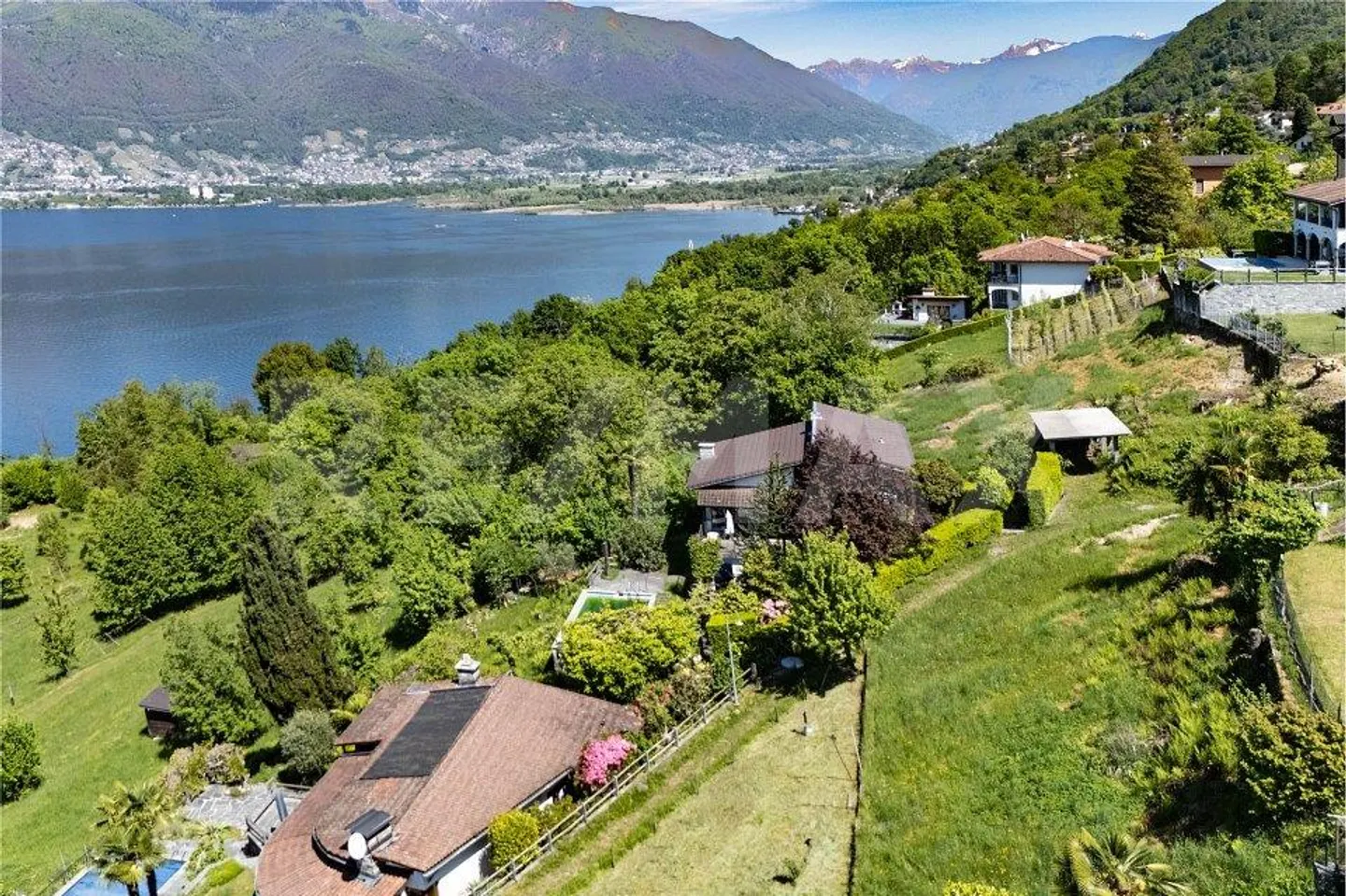 Baugrundstück mit Seeblick - Foto 6 von 8