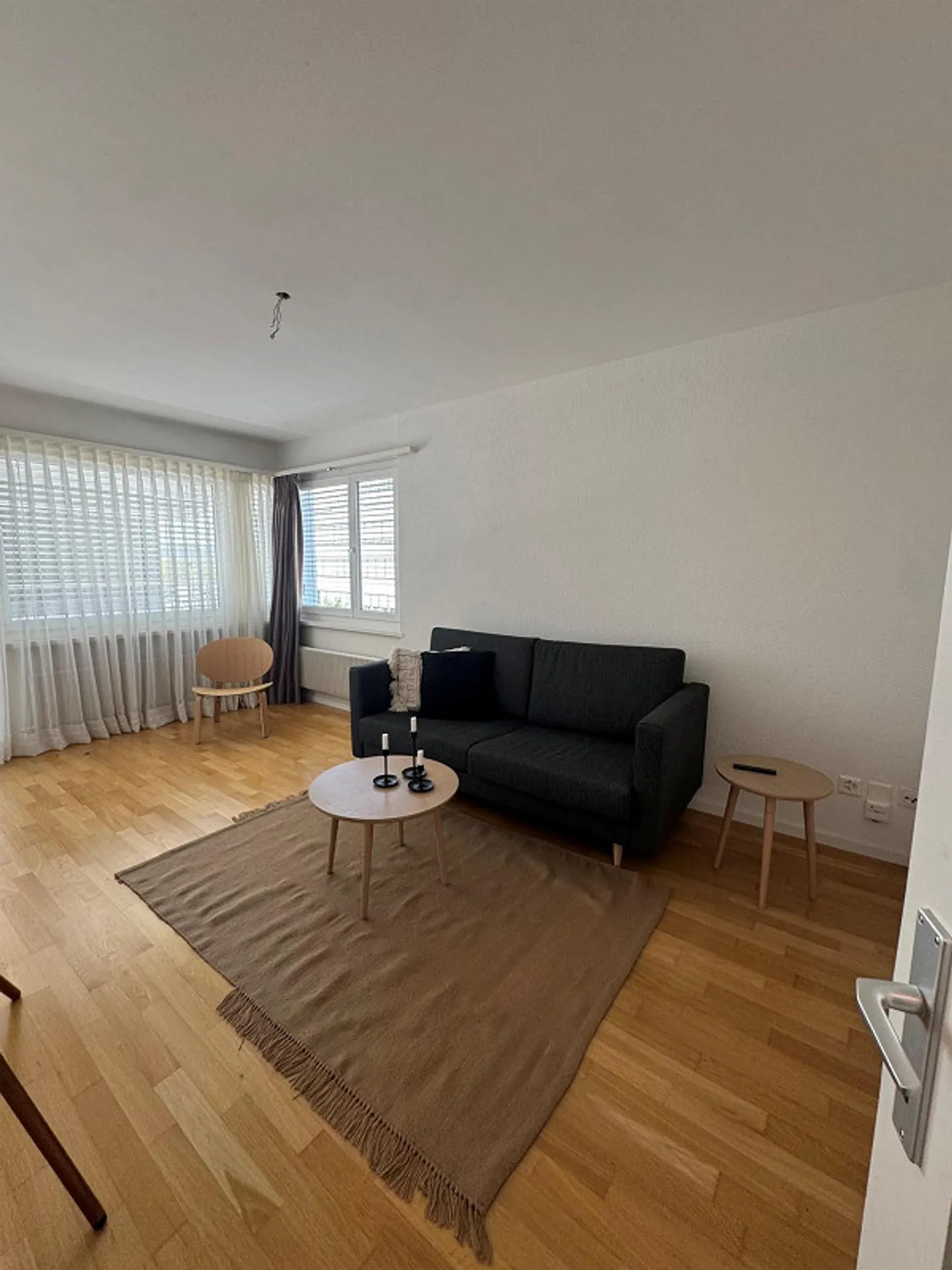 Appartement meublé dans un emplacement attrayant - Photo 2 sur 9