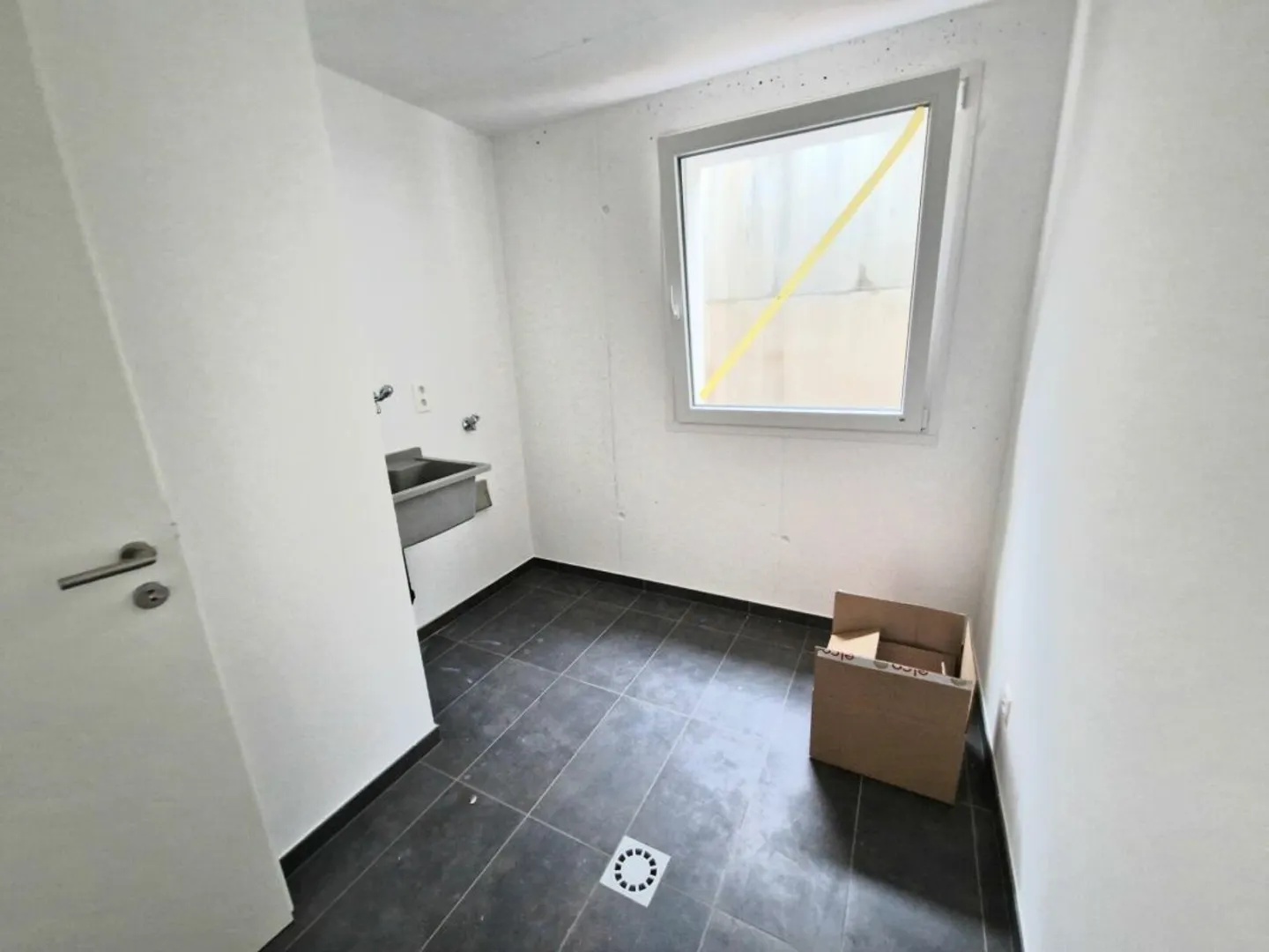 Neues Einfamilienhaus mit Garten - Foto 9 von 25