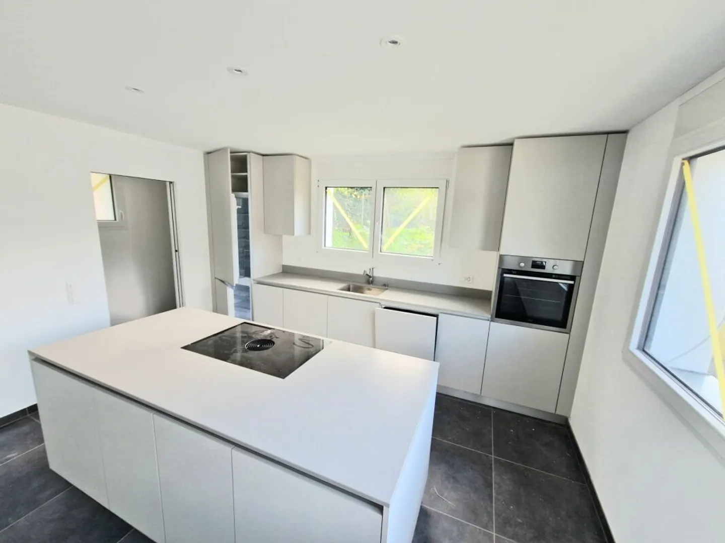 Neues Einfamilienhaus mit Garten - Foto 11 von 25