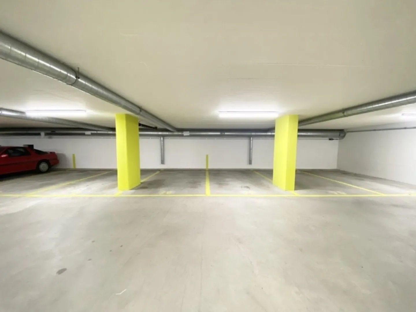 Brand New Charging Stations and Spacious Parking - Rent Now! - Photo 2 of 3