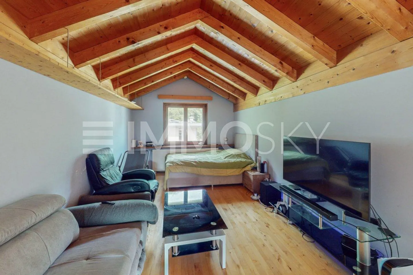 Große helle Räume mit Seeblick und einer Hypothek von 0,8 % - Foto 4 von 5