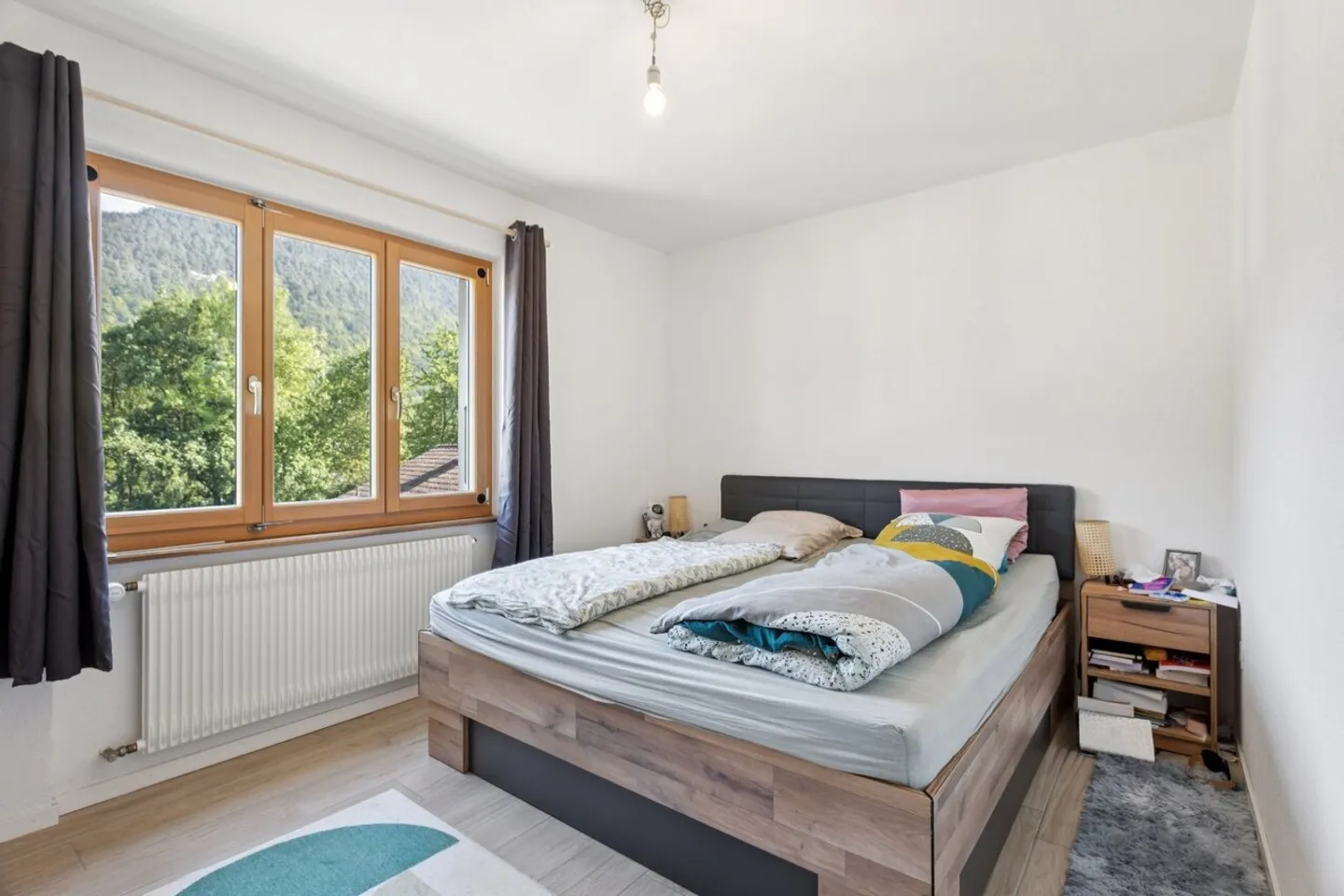 Haus mit 2 Wohnungen, Möglichkeit zur Schaffung einer 3. Wohnung. - Foto 5 von 11