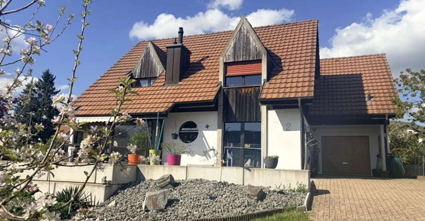Maison Familiale Charmante avec Piscine - Photo 4 sur 12