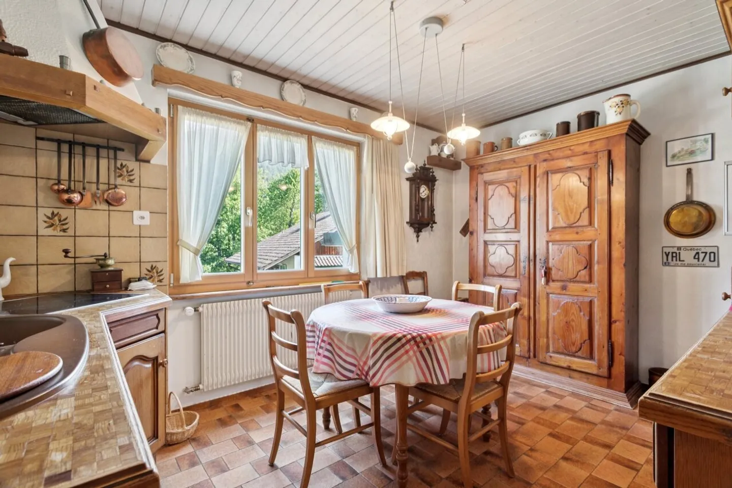 Haus mit 2 Wohnungen, Möglichkeit zur Schaffung einer 3. Wohnung. - Foto 4 von 11