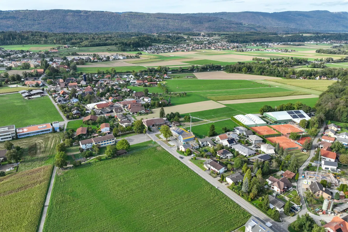 Geräumiges Einfamilienhaus mit Studio - Foto 3 von 13