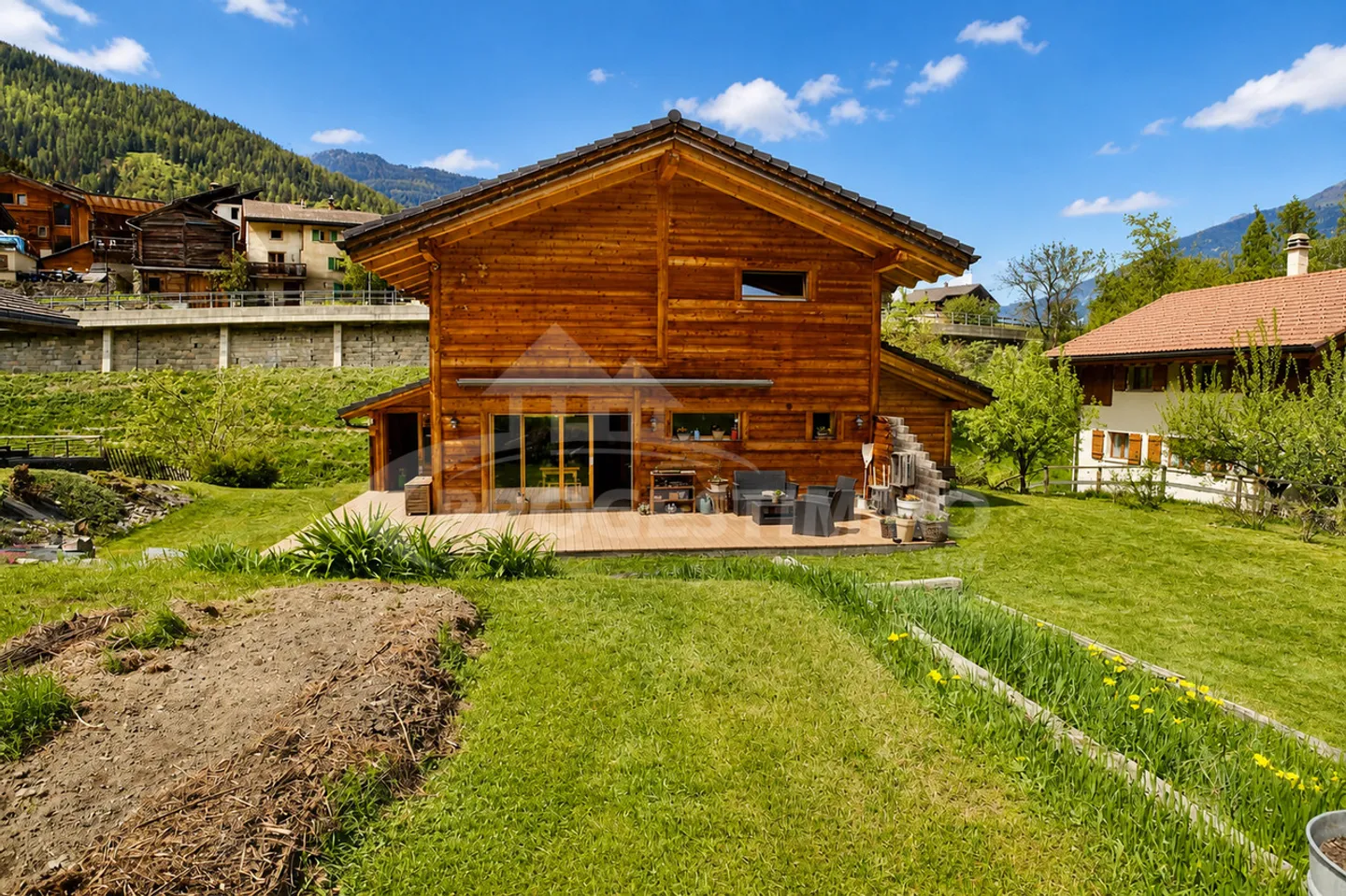 IDEALMENTE SITUATO A VAL DE BAGNES - Foto 9 di 10