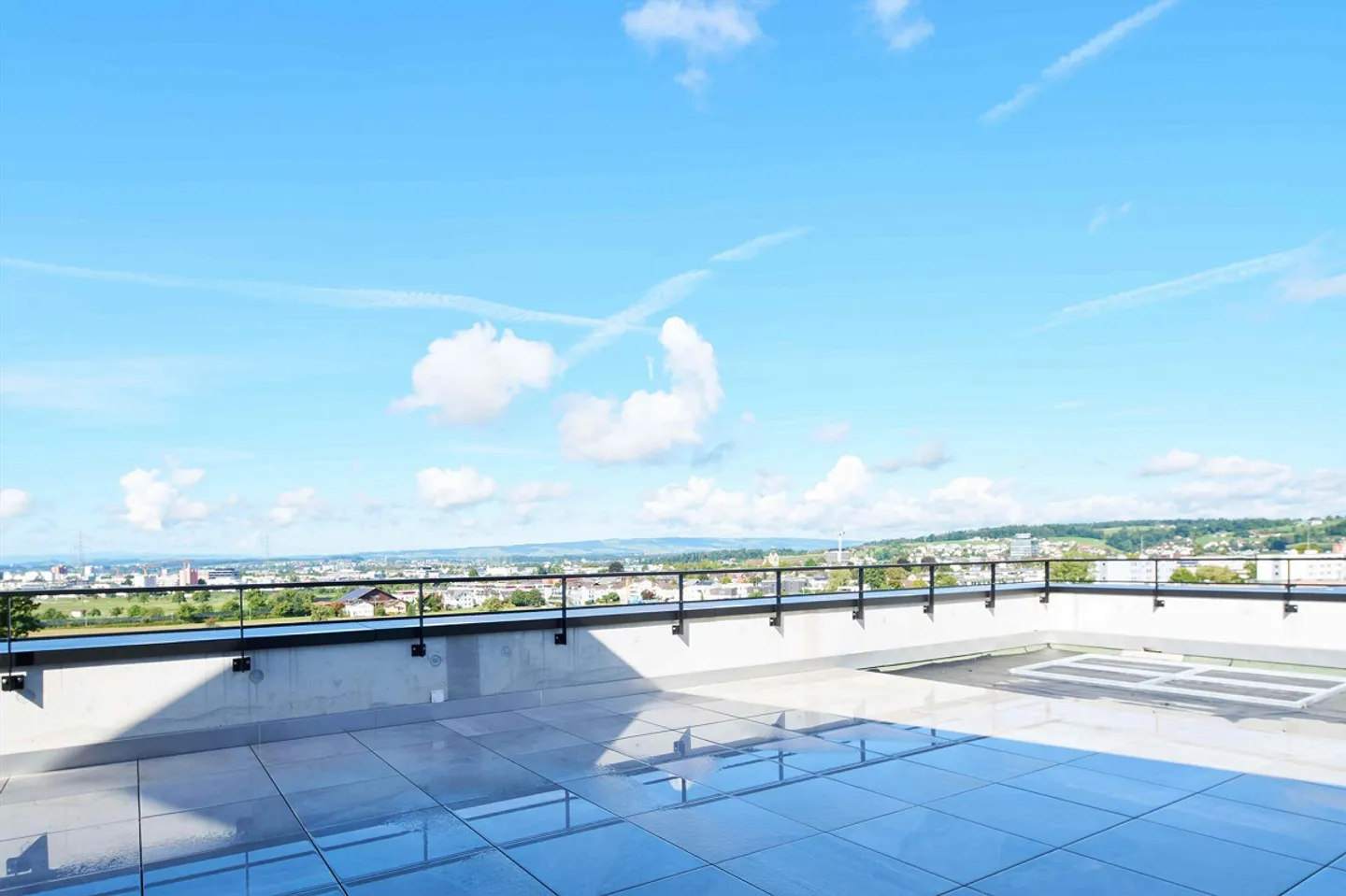 Appartement en Attique - Location à partir de l'été 2026 - Photo 7 sur 7