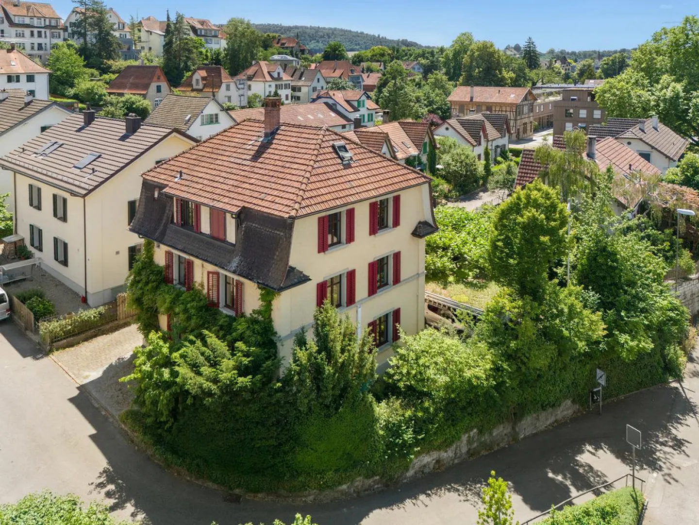 Charmantes Haus mit unendlichen Möglichkeiten - Foto 1 von 17