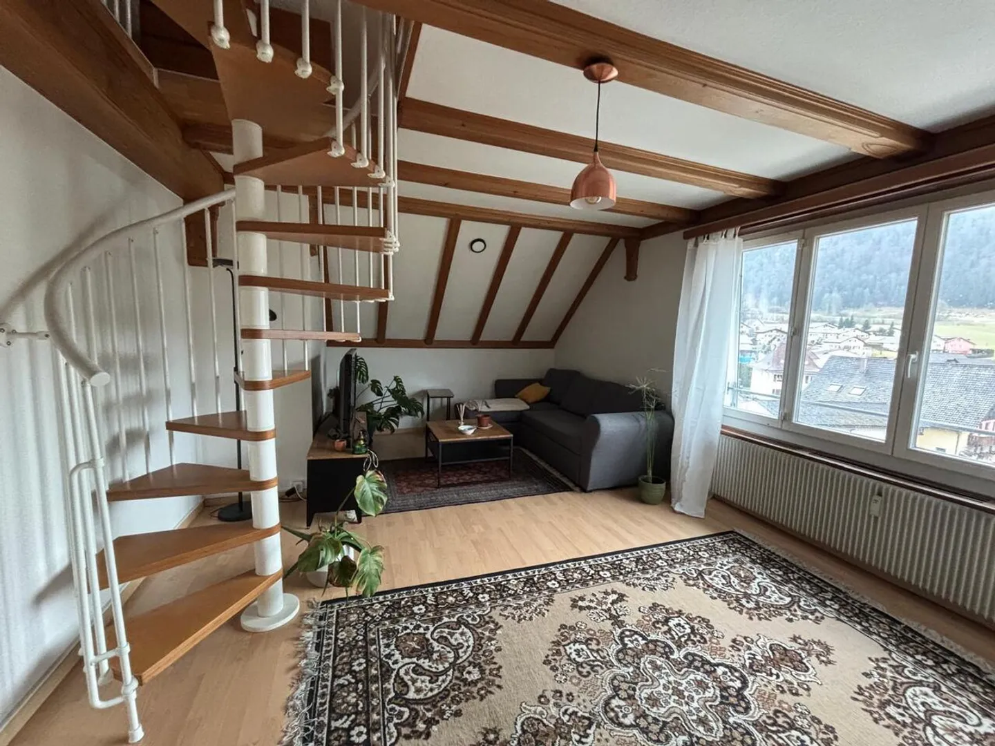 Appartement Duplex Spacieux - Photo 2 sur 12